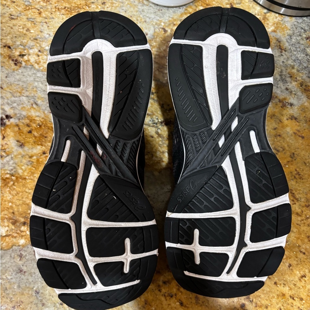 ASICS GT 2000 7 size 7 - Picture 9 of 9